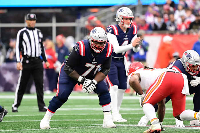 The Las Vegas Raiders could be in the running for offensive lineman Mike Onwenu.